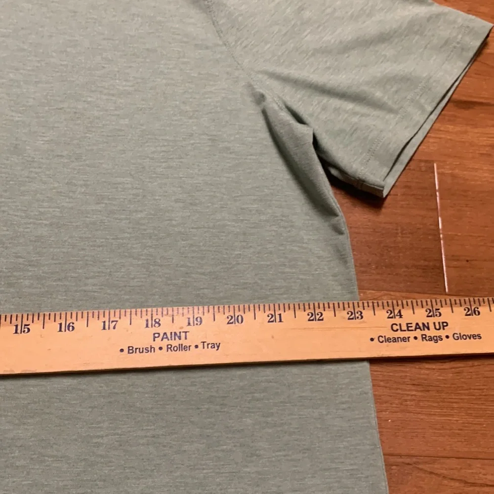 Lululemon Men's Lightweight Polo Shirt - Sage Green